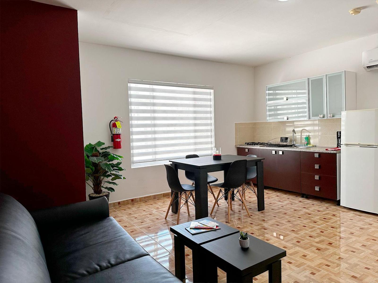 Ladybugs Apartments Palm Beach Zewnętrze zdjęcie