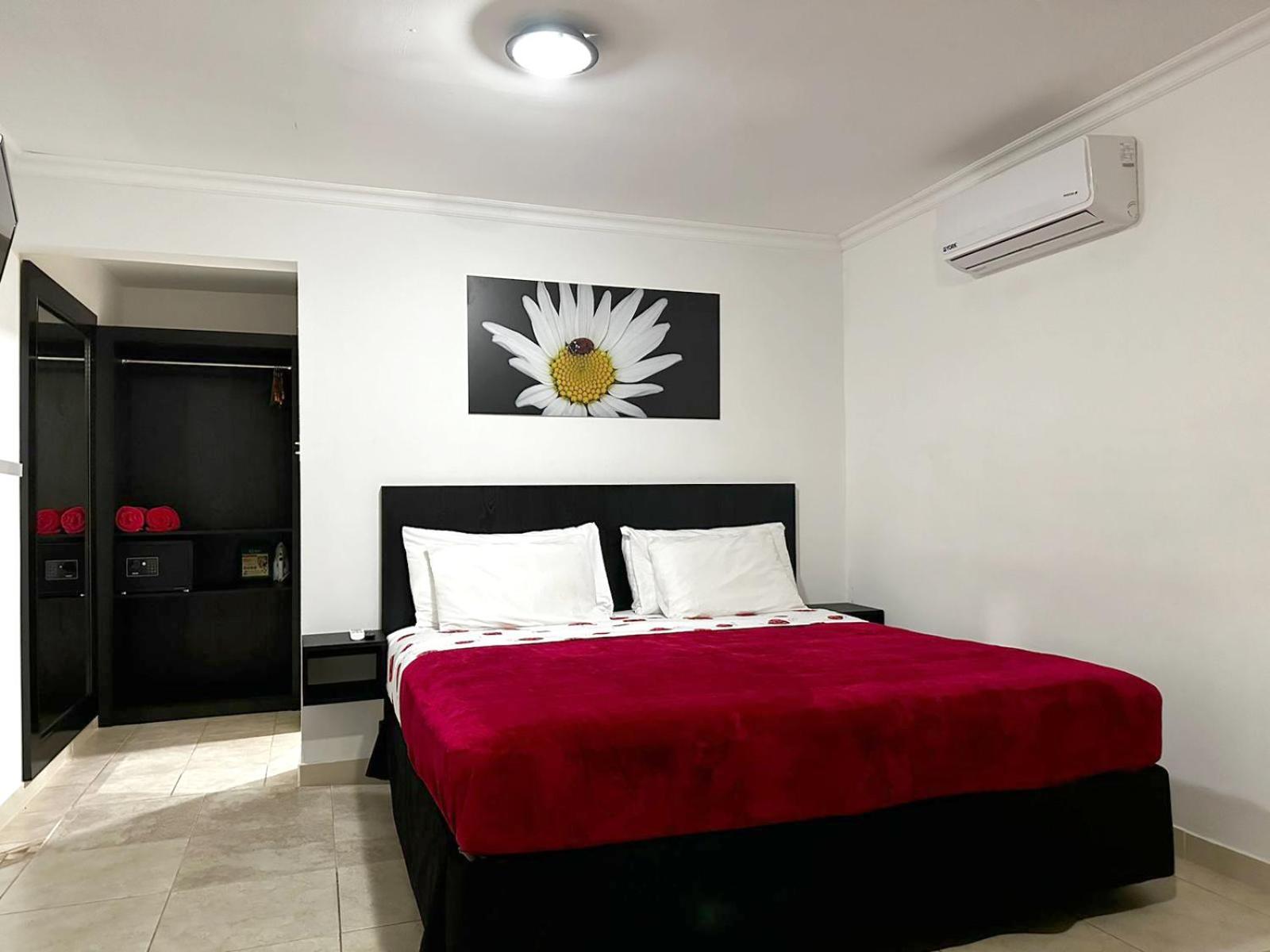 Ladybugs Apartments Palm Beach Zewnętrze zdjęcie